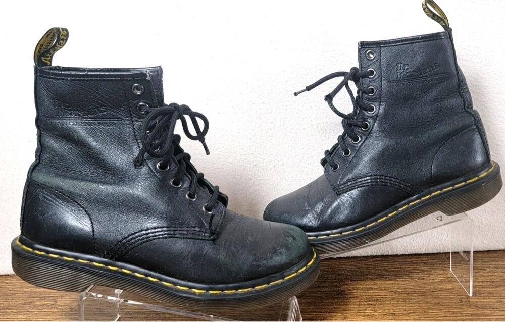 Dr Martens 1460 Womens 6 Black Leather 8 Eye Boots Distressed Grunge